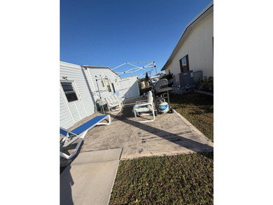 Turn-Key Home. Quiet and safe, 55+, No pets, Zero Flood Zone - photo 8