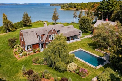 On a secluded headland offering ultimate privacy with 14.7 - photo 40