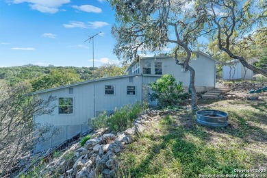 Lake Medina Home For Sale in Lakehills Texas