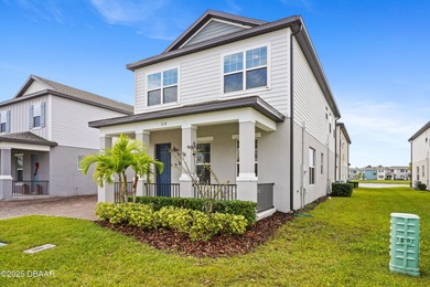(private lake, pond, coastal) Home For Sale in New Smyrna Beach Florida