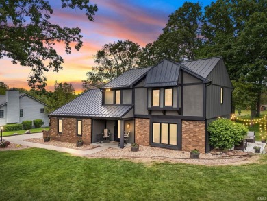 Lake Home For Sale in Leesburg, Indiana