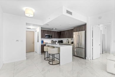 Stunning 1BD/1BA residence at Aria on the Bay in prime Edgewater - photo 2