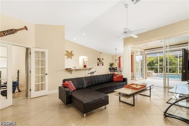 Back on the market due to buyer financing. Sharp and inviting SW - photo 4