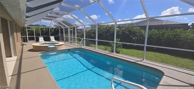 Back on the market due to buyer financing. Sharp and inviting SW - photo 5