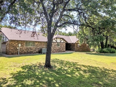 Lake Stanley Draper Home Sale Pending in Oklahoma City Oklahoma