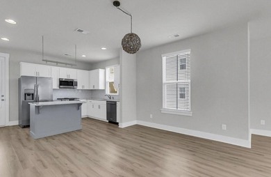 Don't miss this fantastic opportunity to own this stunning home - photo 12