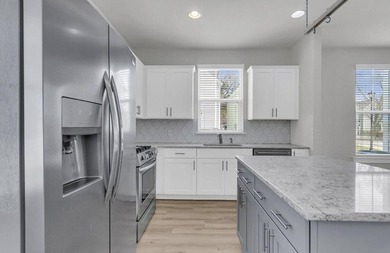 Don't miss this fantastic opportunity to own this stunning home - photo 16
