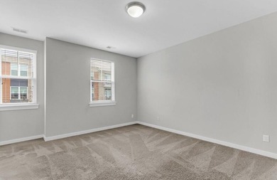 Don't miss this fantastic opportunity to own this stunning home - photo 25