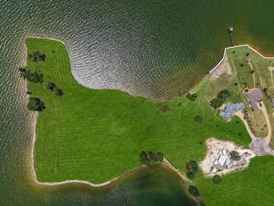 Discover the perfect canvas for your dream lakefront retreat on - photo 3