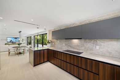 Exquisite home on a coveted corner lot on Rivo Alto in the - photo 11