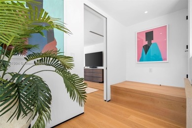 Exquisite home on a coveted corner lot on Rivo Alto in the - photo 14