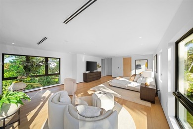 Exquisite home on a coveted corner lot on Rivo Alto in the - photo 17