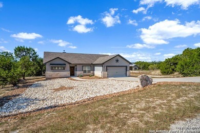 Lake Home For Sale in Canyon Lake, Texas