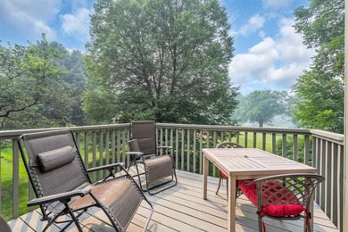 Golf Course View! Beautifully updated three-level Kensington - photo 23