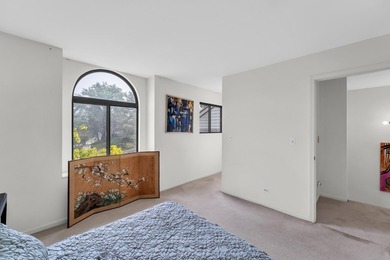 Golf Course View! Beautifully updated three-level Kensington - photo 24