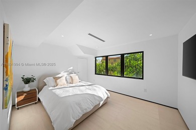 Exquisite home on a coveted corner lot on Rivo Alto in the - photo 27