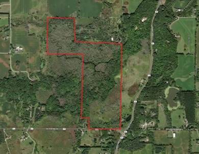 Lake Acreage For Sale in Hartford, Wisconsin