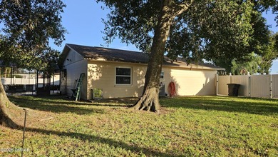 Assumable VA mortgage at 4.99 percent. Welcome to your slice of - photo 3