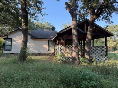 Lake Tawakoni Home For Sale in Quinlan Texas