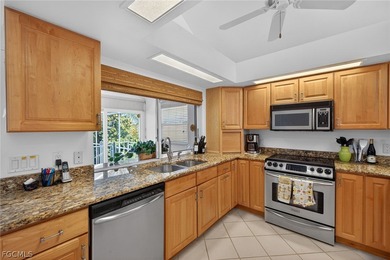 Turnkey furnished Gulf-access pool home with 3 bedrooms plus a - photo 8