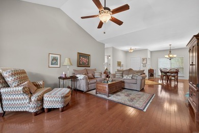 Welcome to your dream retreat! Nestled on a prime corner lot - photo 6