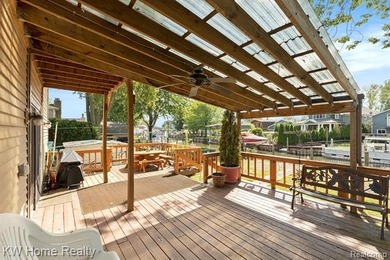 Your Dream Lake St. Clair Lifestyle Starts Now! Welcome to your - photo 17
