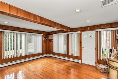 Welcome to this beautifully maintained & updated property in - photo 7