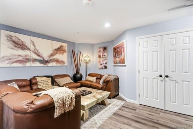 The Vineyards at Blue Point - a desirable 55+ Gated Community - photo 28