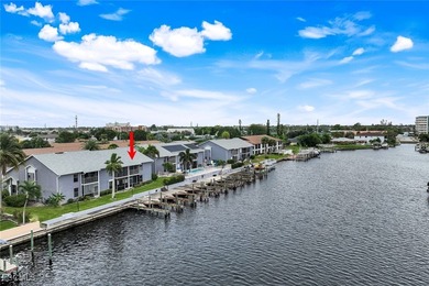 Cape Coral Lakes Area Condo Sale Pending in Cape Coral Florida
