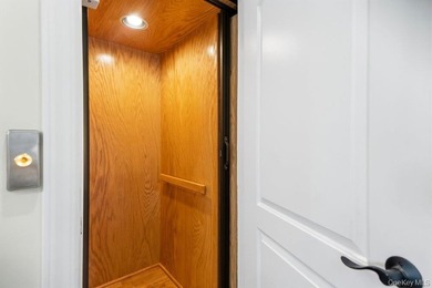 The Vineyards at Blue Point - a desirable 55+ Gated Community - photo 31