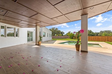 PREPARE TO BE AWED. Contemporary Bauhaus Designed One-Story - photo 33