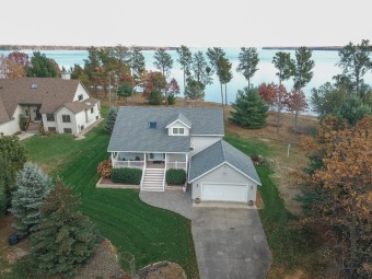Castle Rock Lake Home For Sale in New Lisbon Wisconsin