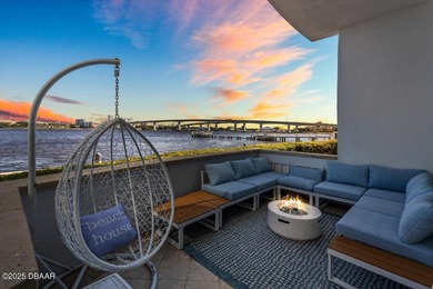 DESIGNED FOR THE COASTAL ELITE, SURROUNDED BY INTOXICATING - photo 2