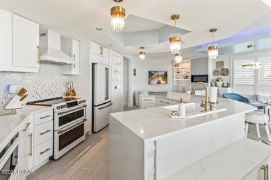 DESIGNED FOR THE COASTAL ELITE, SURROUNDED BY INTOXICATING - photo 7