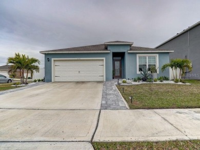 Lake Home For Sale in Kissimmee, Florida