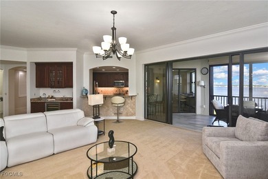 Palmas Del Sol's luxurious high-rise living awaits in this - photo 4