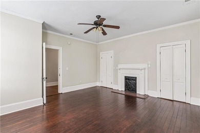 520 Ellis Street offers timeless historic character that has - photo 16