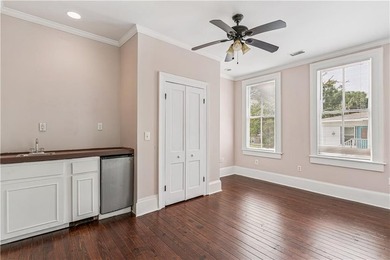 520 Ellis Street offers timeless historic character that has - photo 19
