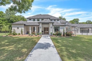 Come home to luxury and tranquility just across the river in the - photo 1