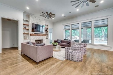 Come home to luxury and tranquility just across the river in the - photo 6