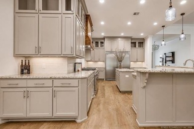 Come home to luxury and tranquility just across the river in the - photo 10