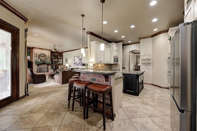Luxury. Privacy. Lake Views. Rarely found together. Set on 2.66 - photo 33