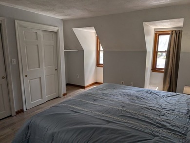 Welcome home to desirable Williamsburg I. This Cape style unit - photo 14