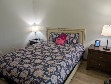 Welcome home to desirable Williamsburg I. This Cape style unit - photo 21