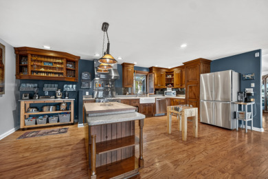 Panoramic views of Pretty Lake! - photo 21