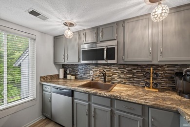 Experience resort-style living at Eagle Pointe Golf Resort with - photo 7