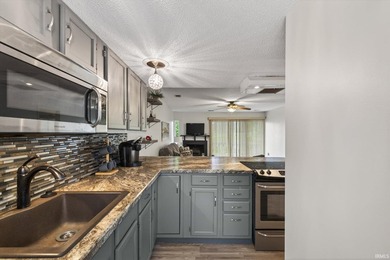 Experience resort-style living at Eagle Pointe Golf Resort with - photo 8