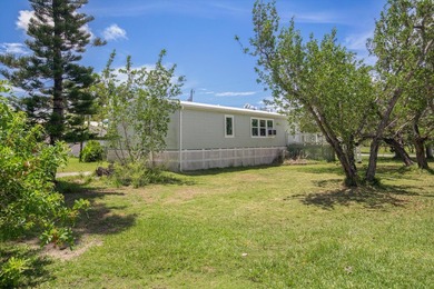 Enjoy the laid back Big Pine Key lifestyle. Situated on an - photo 3