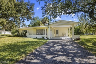 Lehigh Acres Area Home For Sale in Lehigh Acres Florida