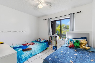 Charming 3-bedroom, 2.5-bath townhouse-style condo in the - photo 22